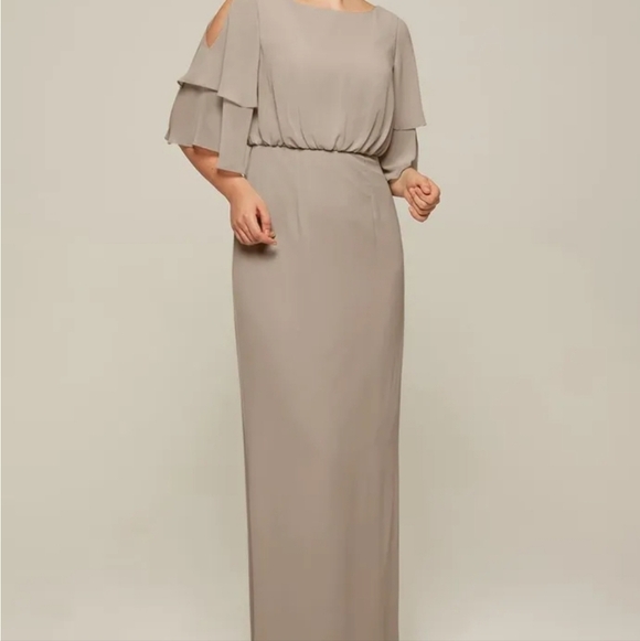 A & W Bridal Dress - Picture 4 of 9